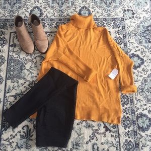 NWT Oversize Turtleneck Knit Sweater